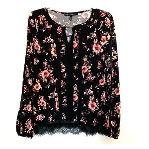 White House Black Market Long Sleeve - floral